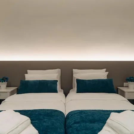 Vivian's Deluxe Apartment-near Centre-easy Parking * Patras