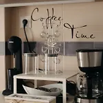 Vivian's Deluxe Apartment-near Centre-easy Parking Appartement