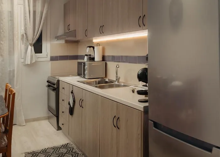 Vivian's Deluxe Apartment-near Centre-easy Parking 파트라