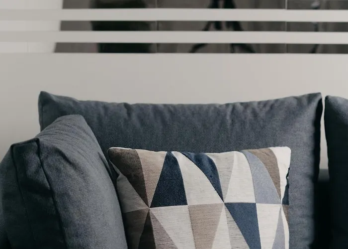 Vivian's Deluxe Patras