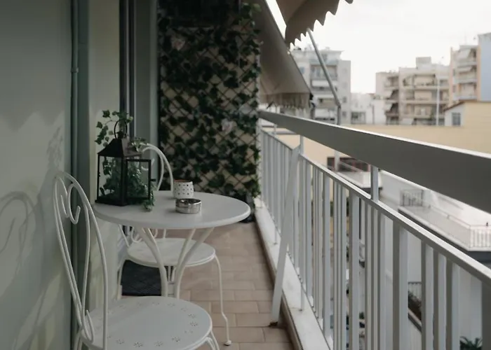 Vivian's Deluxe Apartment-near Centre-easy Parking 파트라